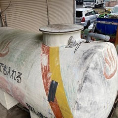 保温材入り　FRP製貯湯タンク　3600Lの画像