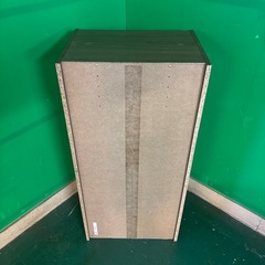 扉付き3段ボックスの画像