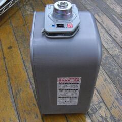 （1台限り★ジモティー特典あり★木造12畳までサイズの）コロナ　石油ファンヒーター4.62kw　２０１７年製　FH－ST4617BY　白　　高く買取るゾウ八幡東店の画像