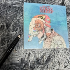 STRAY SHEEPステッカー付きの画像