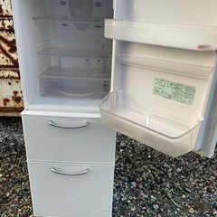 日立ノンフロン冷凍冷蔵庫 R-26TLV (W）形の画像