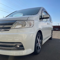 セレナNC25、4駆の画像