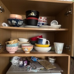 食器棚の画像