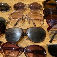 サングラス　多数の画像