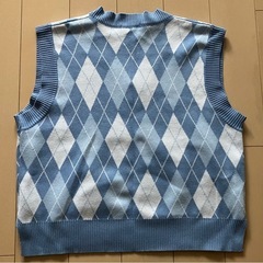  アーガイル柄　ベスト　150の画像