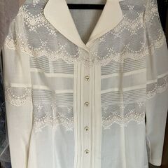 古着タンスの中すべて処分いたしますの画像