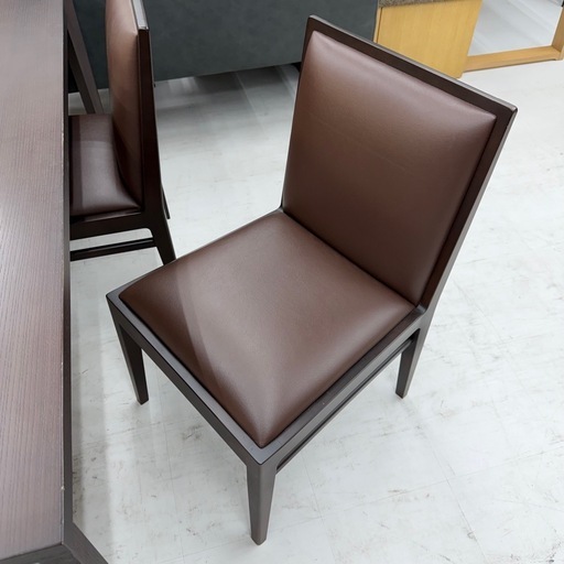 【超美品‼️】定価58万エーディコア 150cm幅4人掛けダイニングテーブルセット 超美品‼️】定価58万♪ エーディコア 150cm幅4人掛けダイニングテーブル