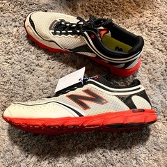 new balance ニューバランス　ランニングシューズ　28cm グレー✖️レッドの画像