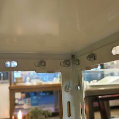 車輪付きスチールラックの画像