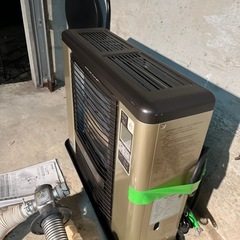 SUNPOT サンポット◆FF式石油暖房機/FFR-703RX Q◆ゼータスイング/～29畳/FFストーブ/2018年製/排気筒付の画像