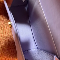 クロミ ハンドバッグの画像