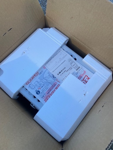 11m6120h4z 新品未使用 石油ストーブ トヨトミ RS-H295E (中古店不用品