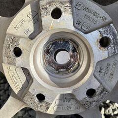 おまけスタッドレス付きホイール4本（17×７J　215/50R17　レヴォーグ）の画像