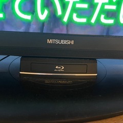 【たぶん地上波見れません】三菱42型テレビの画像