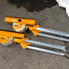 triton トライトン 折りたたみ マルチスタンド MSJ200 2点セットW400 H650-970 作業台 多目的サポートスタンド 中古品 ③の画像