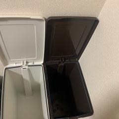 ゴミ箱２個セットの画像