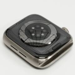 Apple Watch Edition Series 6/GPS+セルラー/44mm/A2376/チタニウム〈M0H23ZP/A〉の画像