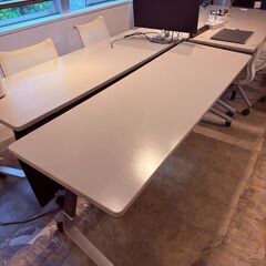 コクヨ 折りたたみテーブル　4台の画像