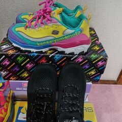 スケッチャーズ山本寛斎コラボハナビ・スケッチャーズエアースニーカー２足の画像