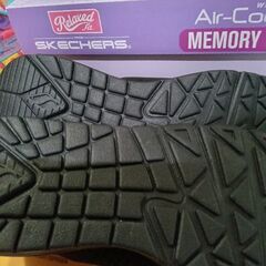 スケッチャーズ山本寛斎コラボハナビ・スケッチャーズエアースニーカー２足の画像