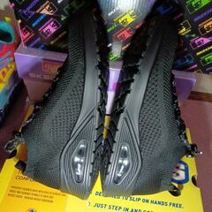 スケッチャーズ山本寛斎コラボハナビ・スケッチャーズエアースニーカー２足の画像