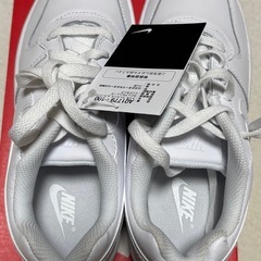 新品未使用 NIKE エバノン 24cm ナイキの画像