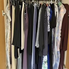 古着タンスの中すべて処分いたしますの画像