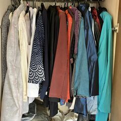 古着タンスの中すべて処分いたしますの画像