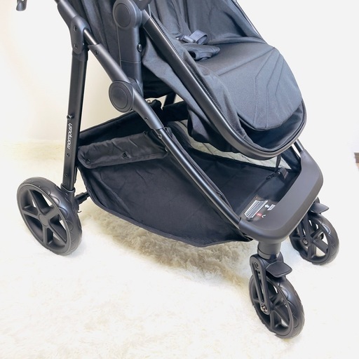 販売済み 【未使用品】Mompush Wiz AB型 コンバーチブル ベビーカー 黒