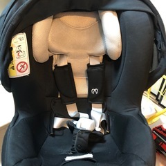 AILEBEBE（エールベベ）のチャイルドシートの画像