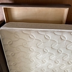 ドリームベッド　セミダブル(マットレス付き)の画像