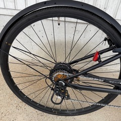 自転車　クロスバイク　27インチ　6段変速、ライト、ベル良好の画像