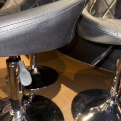  カウンターチェア 3脚セットの画像