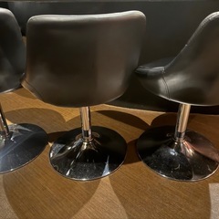  カウンターチェア 3脚セットの画像