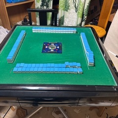 全自動麻雀卓の画像