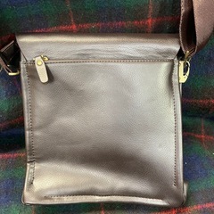 POLO VIDENG ショルダーバッグ ブラック 茶色　縦型 高級 多機能 ポロ　 POLO ショルダーバッグの画像