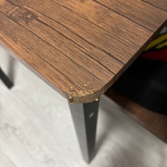 机、椅子付き　の画像