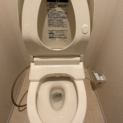 TOTO  トイレの画像