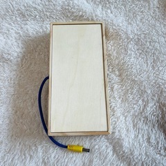 木製ビジーボード 知育玩具 モンテッソーリ 旅行おもちゃ LEDライト付きの画像