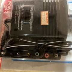 800mA安定化回路入りカーアダプターの画像