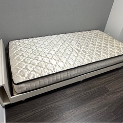 シングルマットレスの画像