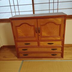 タンス2つセットの画像