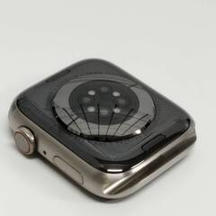 Apple Watch Edition Series 6/GPS+セルラー/44mm/A2376/チタニウム〈N0H23ZP/A〉の画像