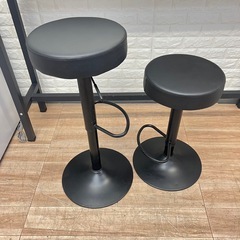 カウンターチェア2脚　大理石風　テーブル２点セット‼️の画像