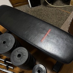 バーベル、ダンベル、ウエイト、フラットベンチのセット！の画像