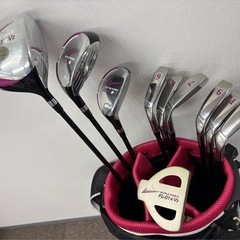 【レディース】ゴルフクラブセット一式の画像