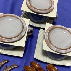 茶碗蒸しの食器と兎オブジェ付き蓋・茶・スプーンetcバラエティセット3客🐇の画像
