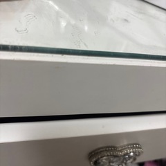 IKEA マルム　机の画像