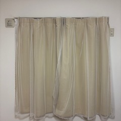 レースカーテンの画像