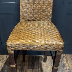 美品 アジアン カウンターチェアの画像